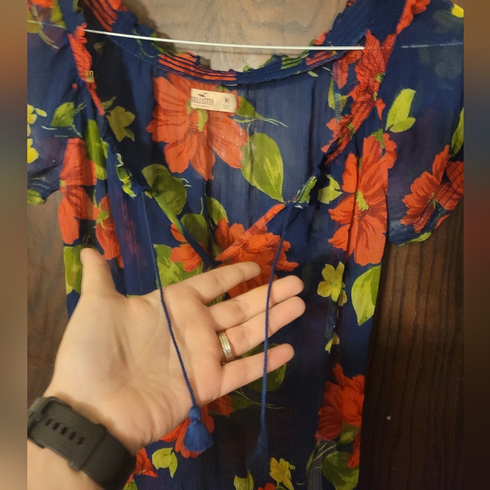 HOLLISTER FLORAL TOP MESH MATERIAL - Picture 3 of 3